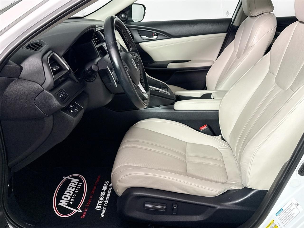 Honda Insight Touring CVT 2021