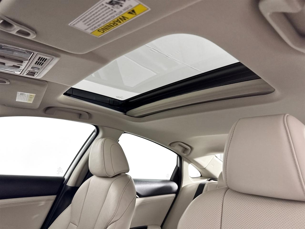 Honda Insight Touring CVT 2021