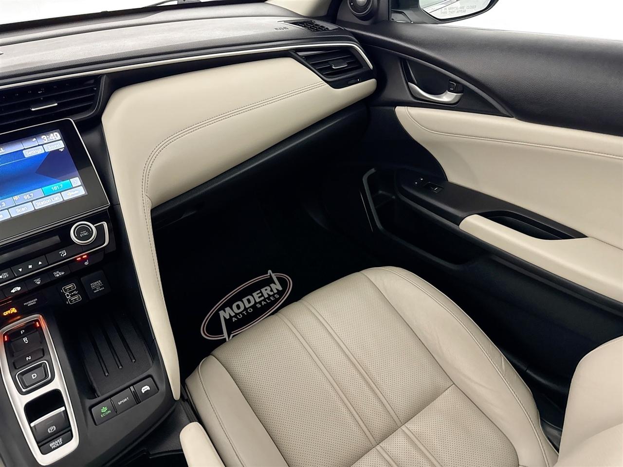 Honda Insight Touring CVT 2021