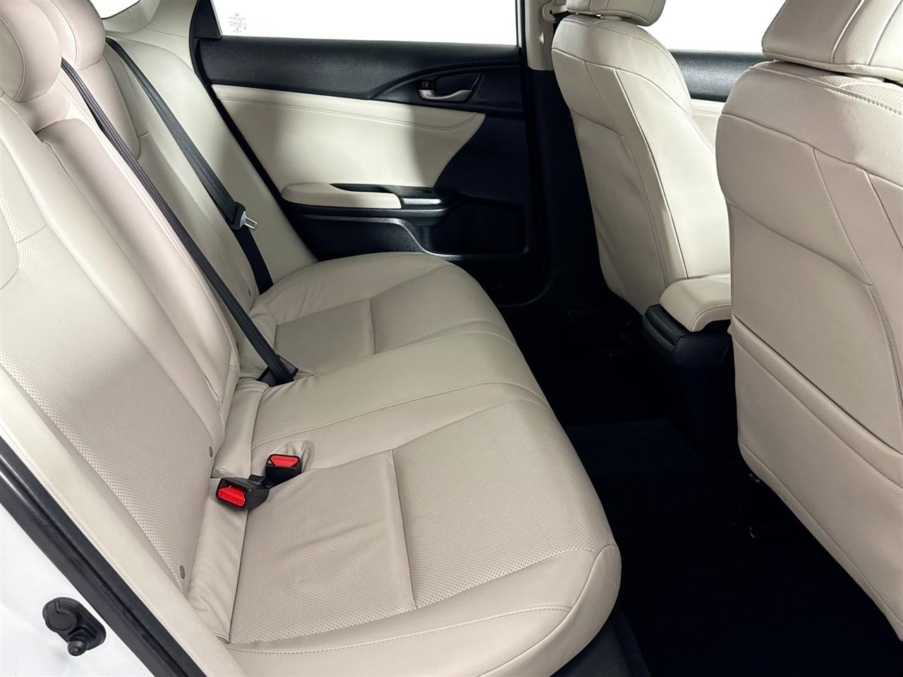 Honda Insight Touring CVT 2021