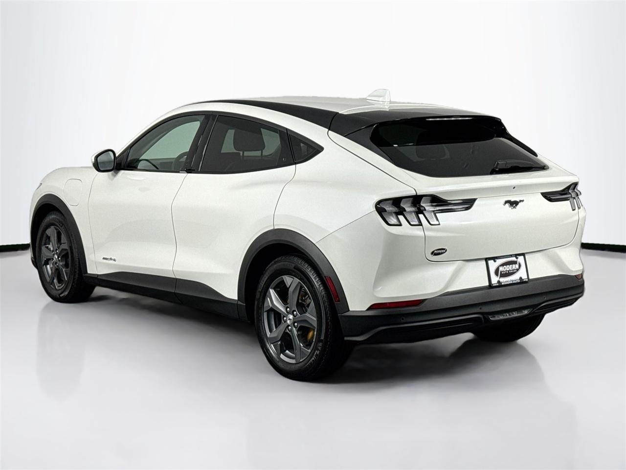 Ford Mustang Mach-E Select AWD 2022