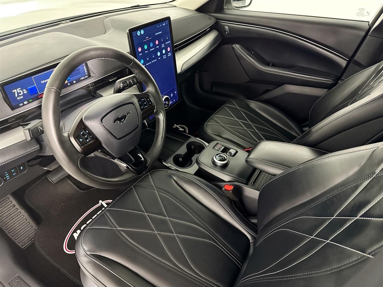 Ford Mustang Mach-E Select AWD 2022