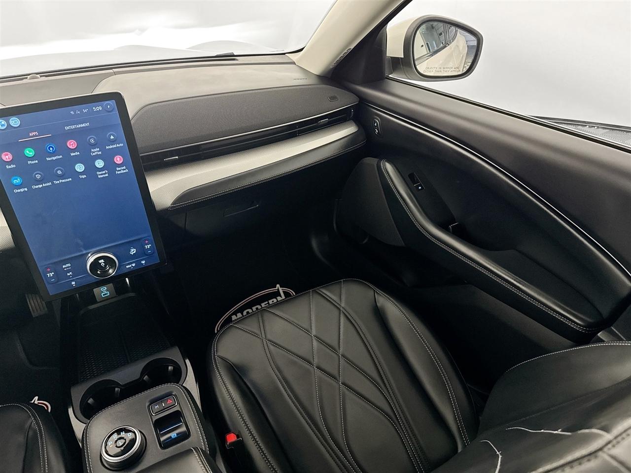 Ford Mustang Mach-E Select AWD 2022