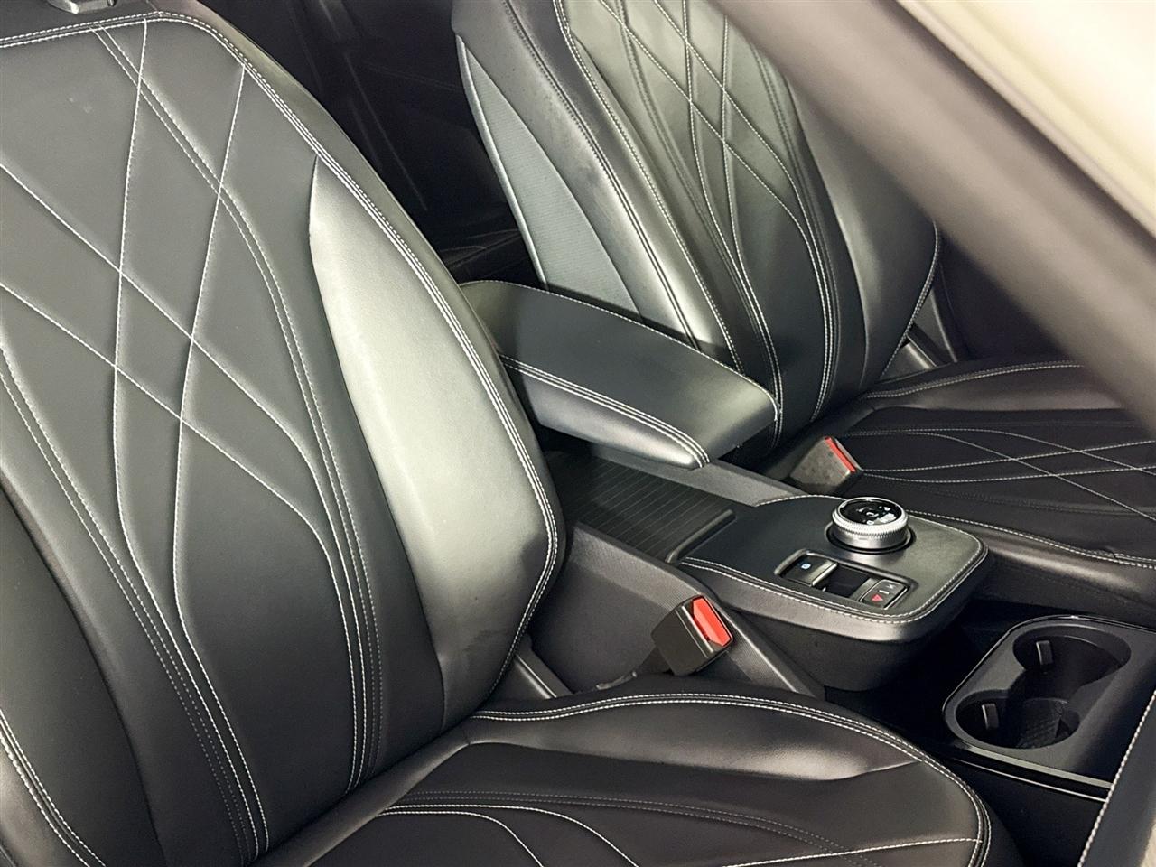 Ford Mustang Mach-E Select AWD 2022