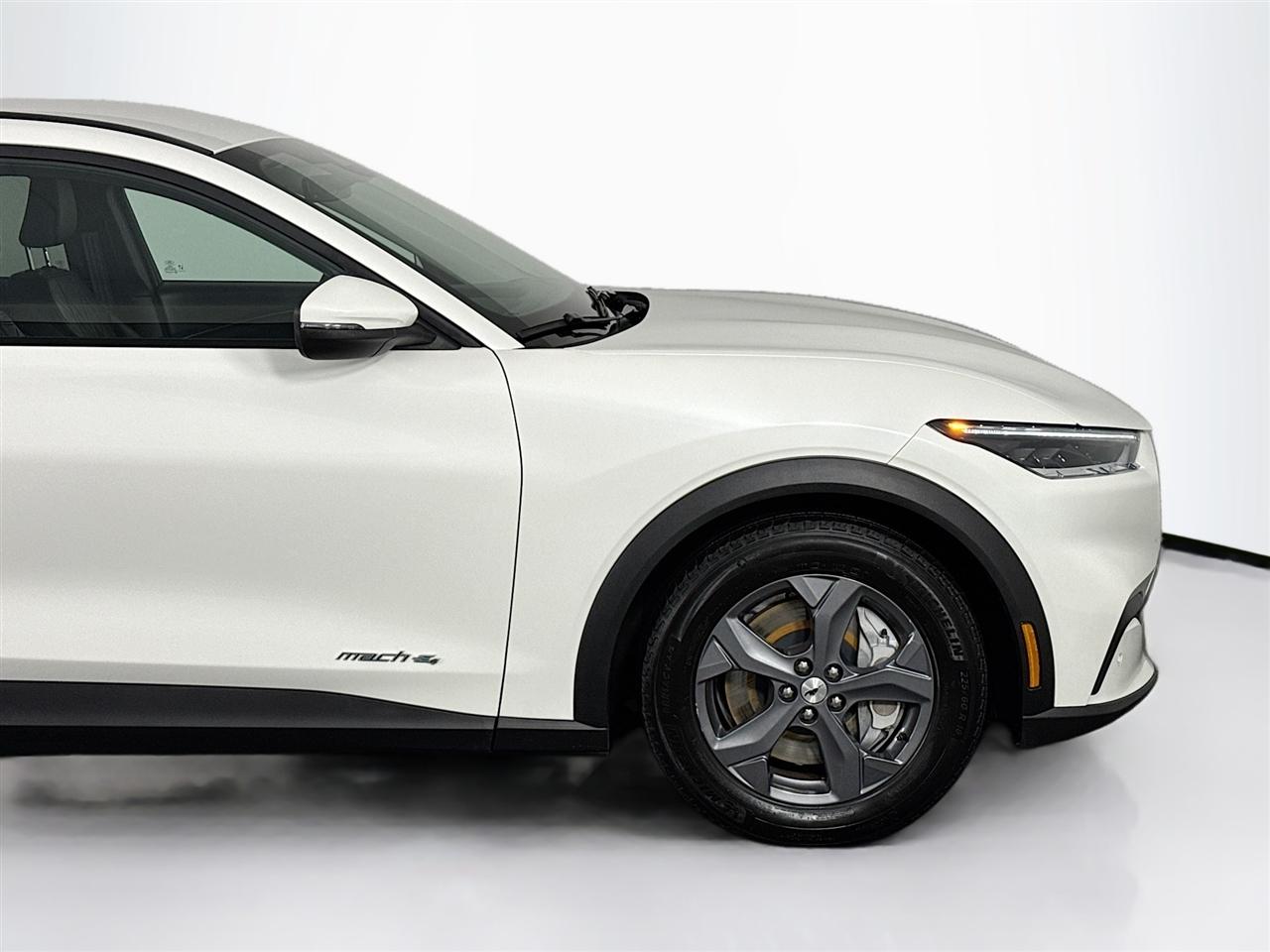 Ford Mustang Mach-E Select AWD 2022