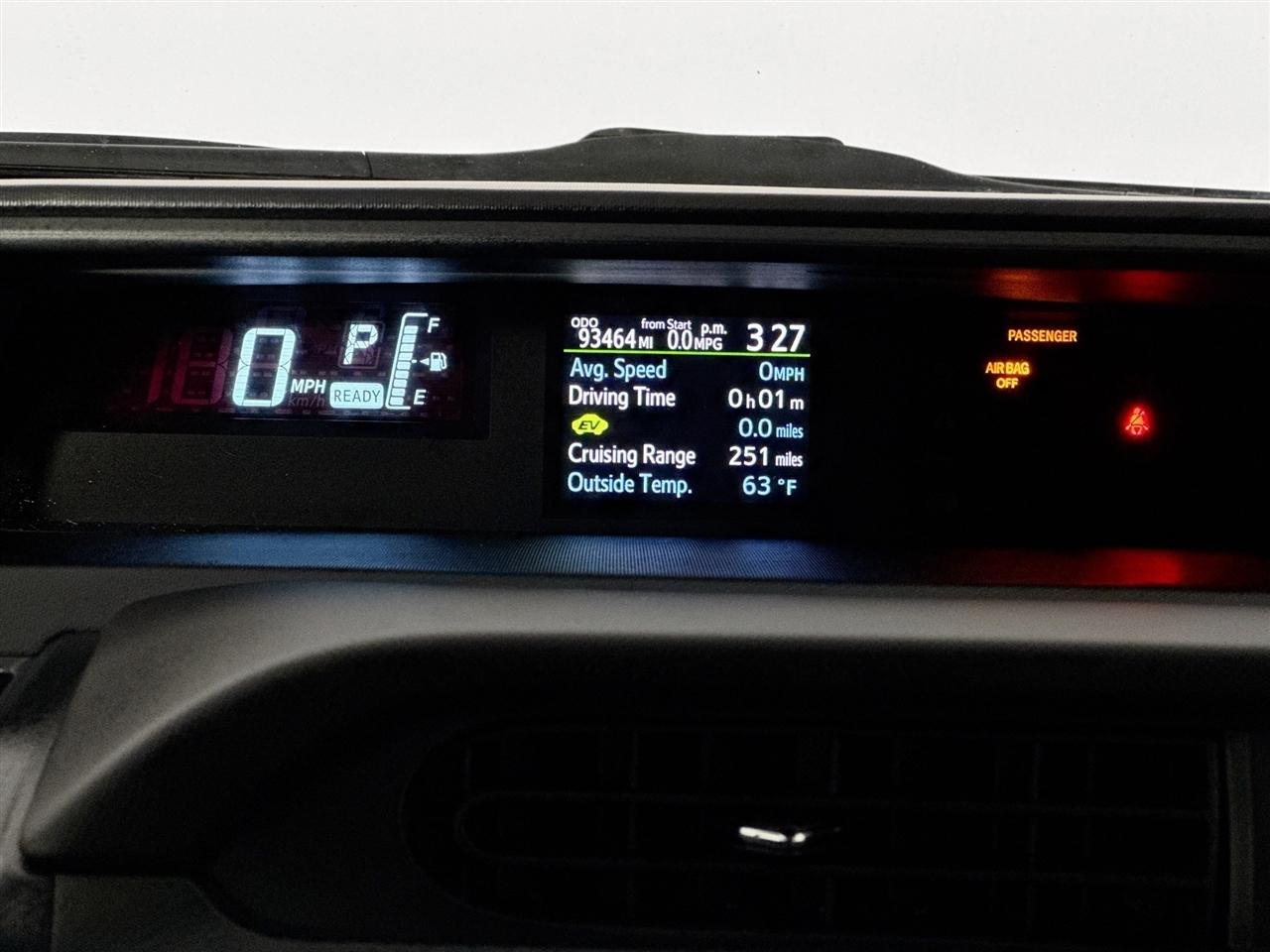 Toyota Prius c 5dr HB Persona Series (Natl) 2016