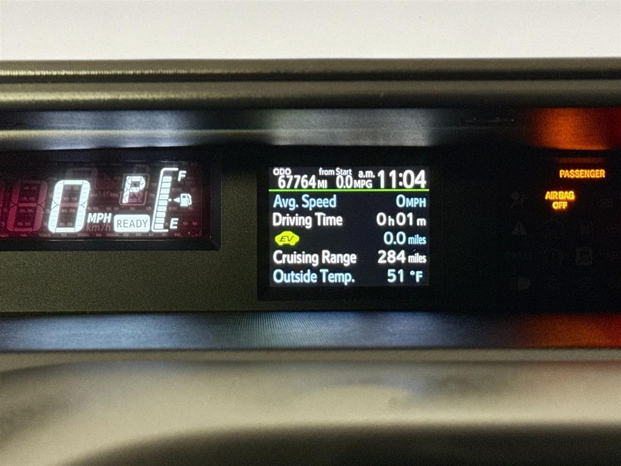 Toyota Prius c 5dr HB Three (Natl) 2015