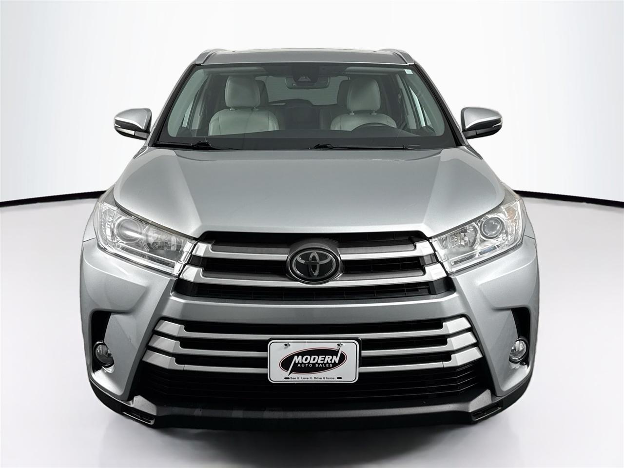 Toyota Highlander XLE V6 AWD (Natl) 2019