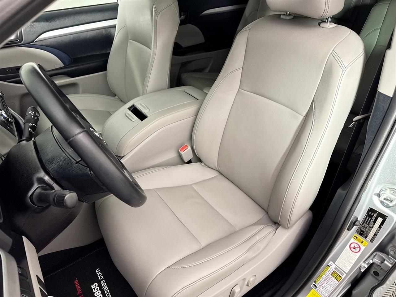 Toyota Highlander XLE V6 AWD (Natl) 2019