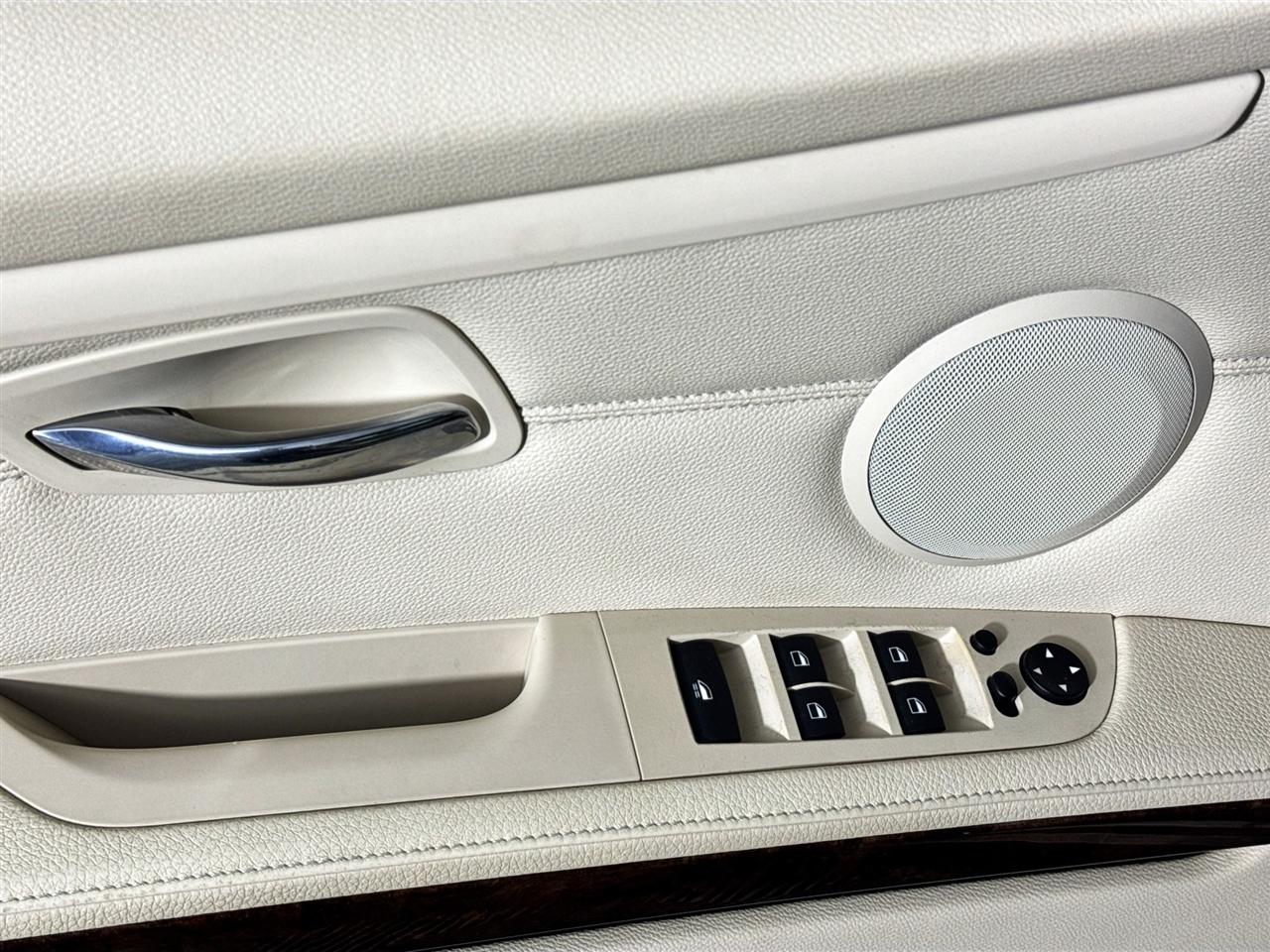 BMW 3 Series 2dr Conv 328i SULEV 2009