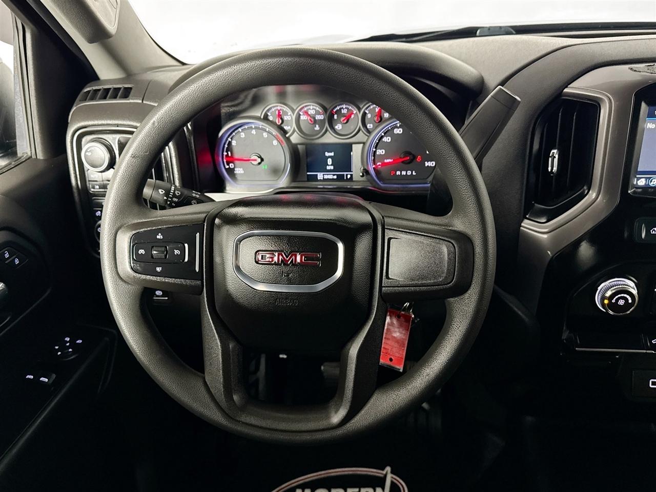 GMC Sierra 1500 4WD Reg Cab 140" 2019