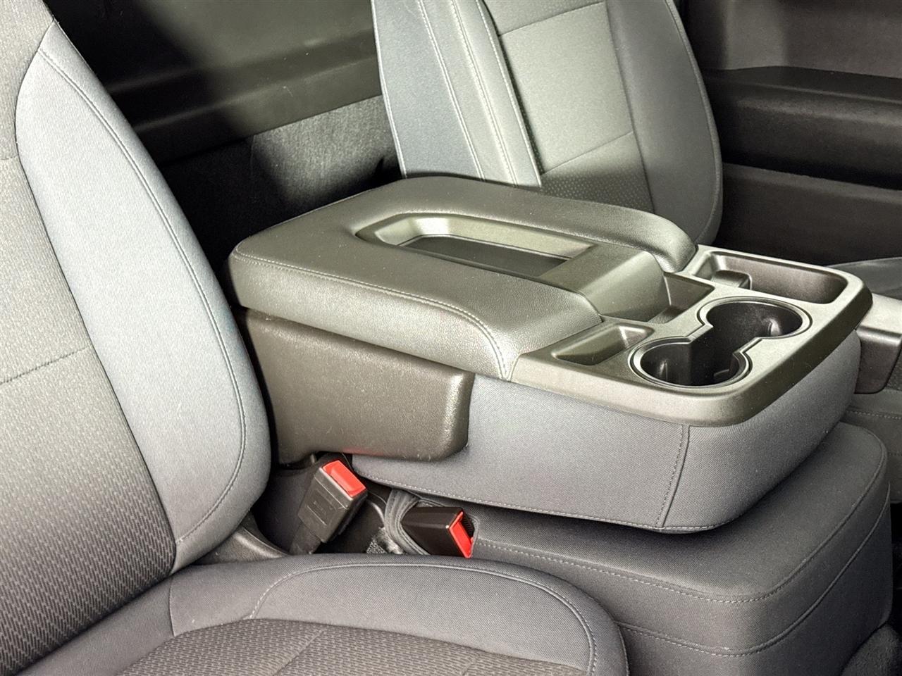 GMC Sierra 1500 4WD Reg Cab 140" 2019