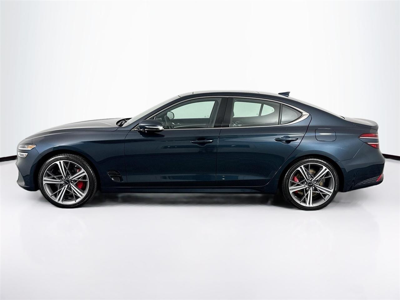 Genesis G70 2.5T AWD 2024