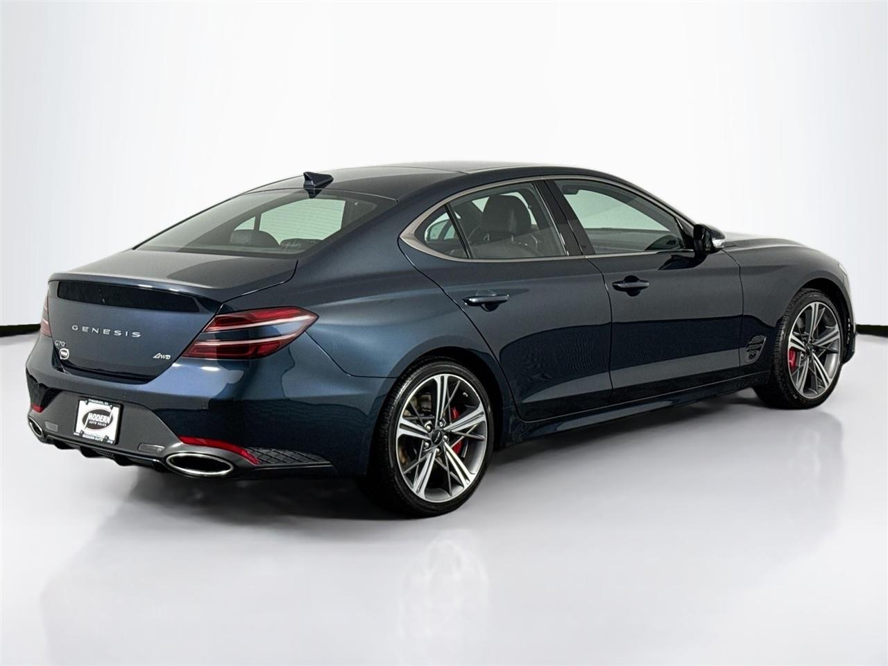 Genesis G70 2.5T AWD 2024