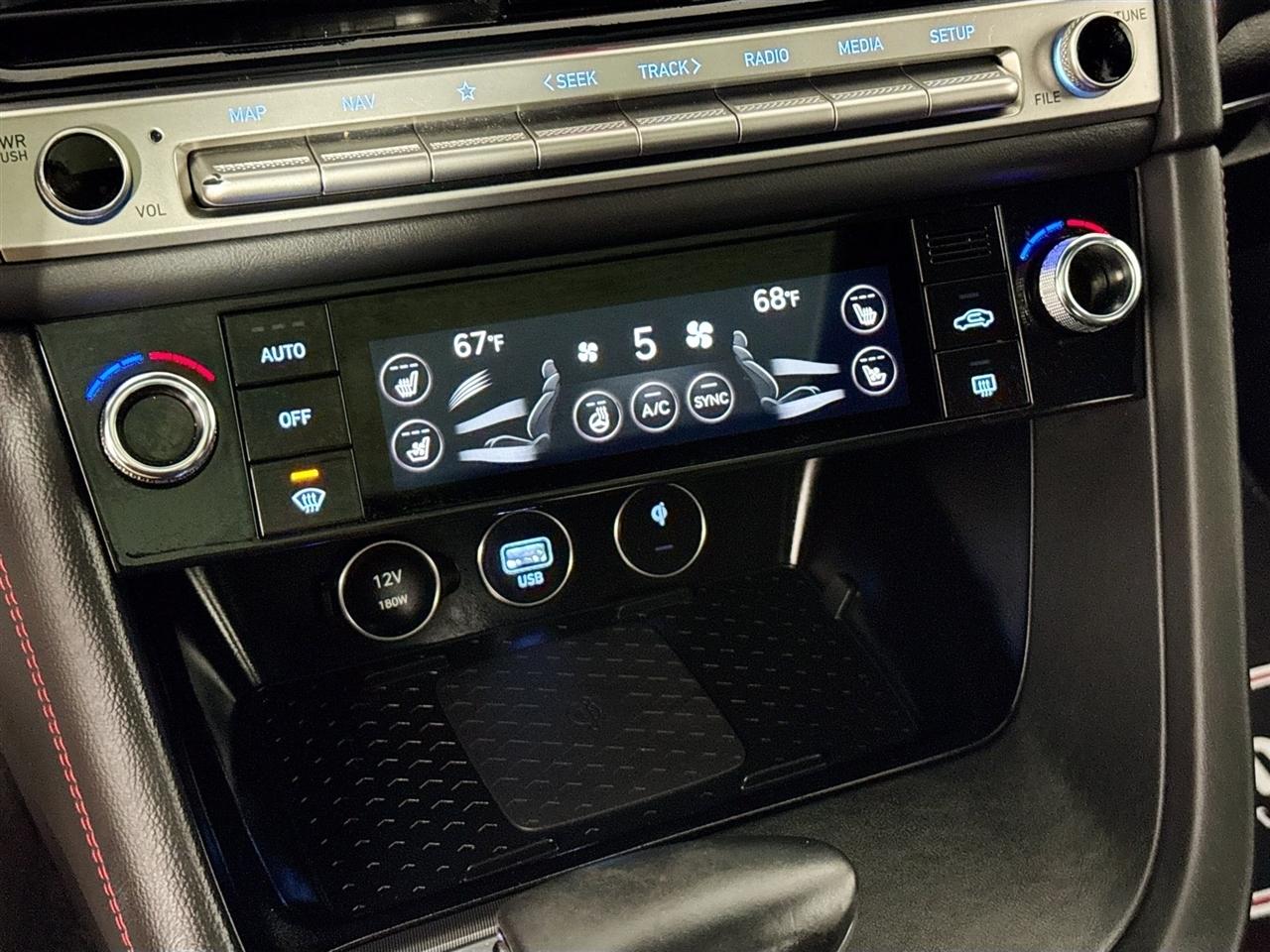 Genesis G70 2.5T AWD 2024