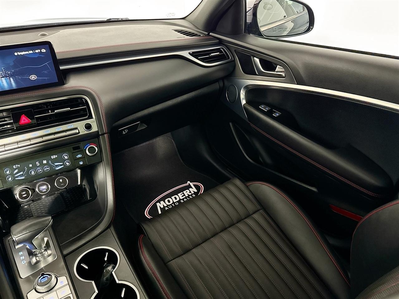 Genesis G70 2.5T AWD 2024