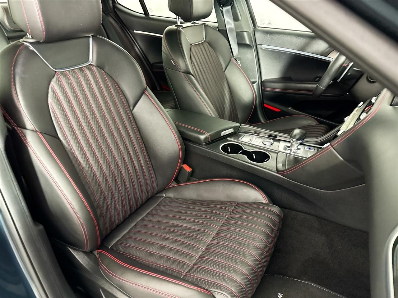 Genesis G70 2.5T AWD 2024