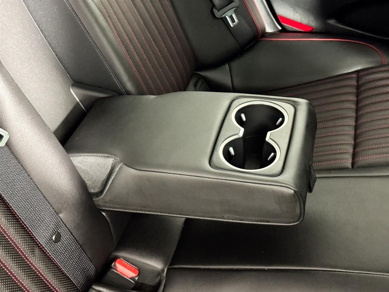 Genesis G70 2.5T AWD 2024