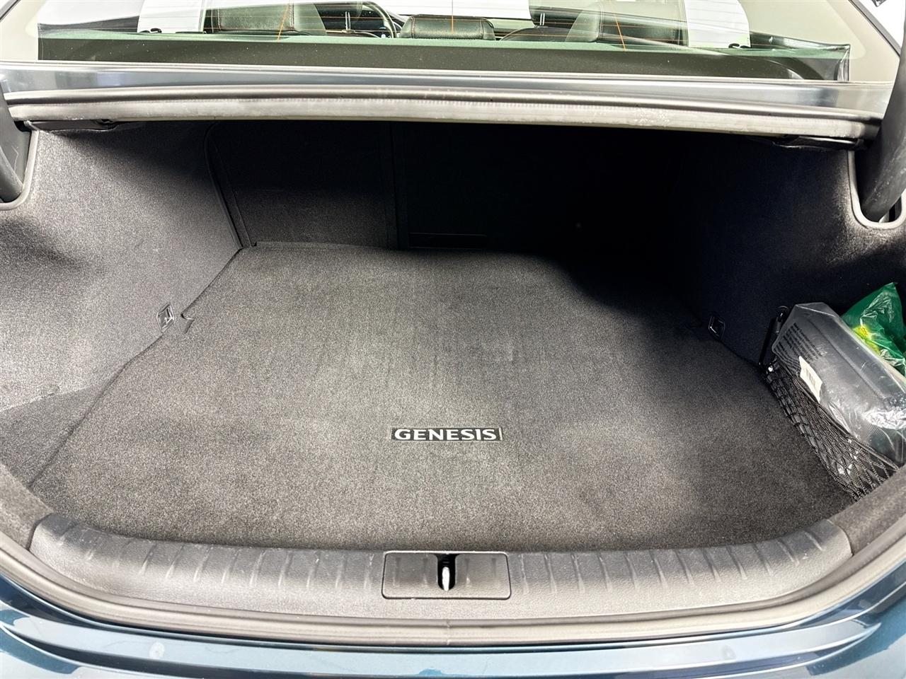 Genesis G70 2.5T AWD 2024