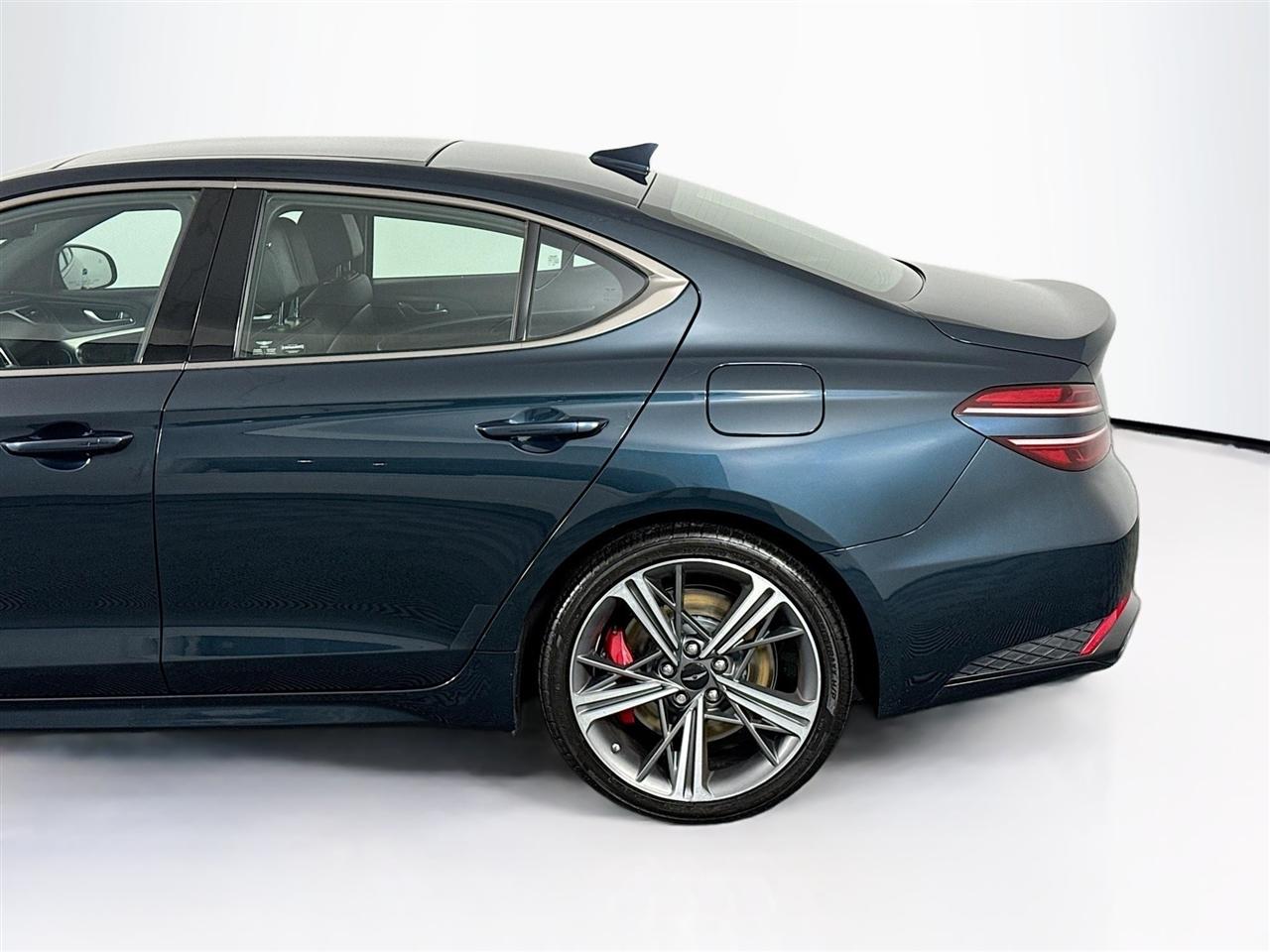 Genesis G70 2.5T AWD 2024