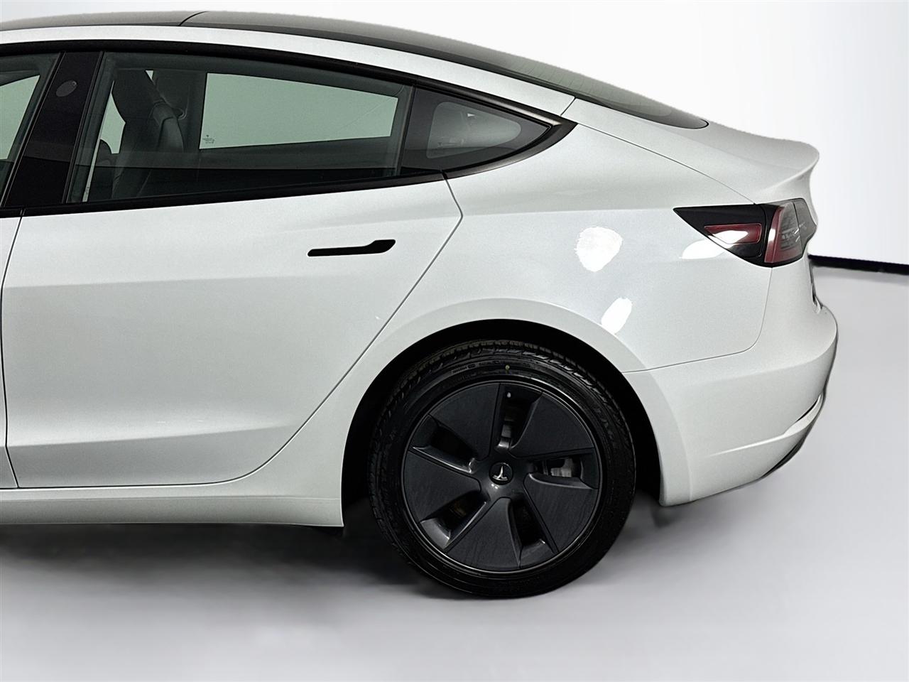 Tesla Model 3 RWD 2023