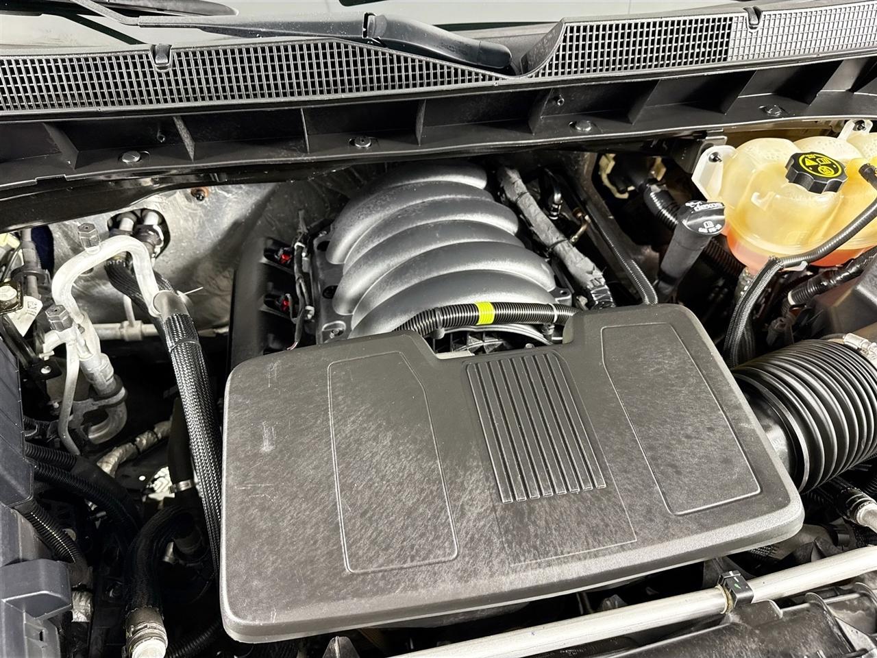 Chevrolet Silverado 1500 4WD Crew Cab 147" Custom Trail Boss 2021