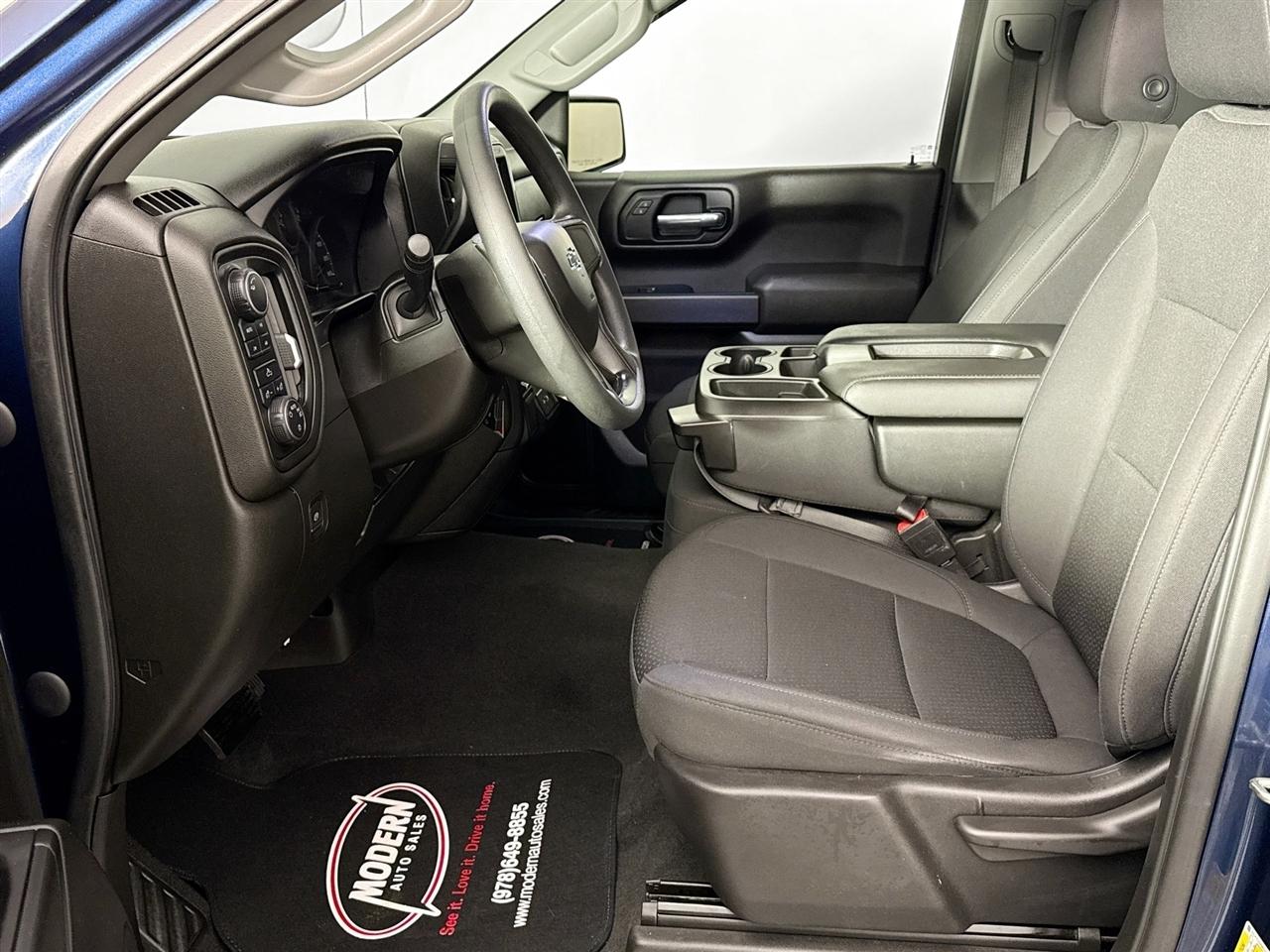 Chevrolet Silverado 1500 4WD Crew Cab 147" Custom Trail Boss 2021