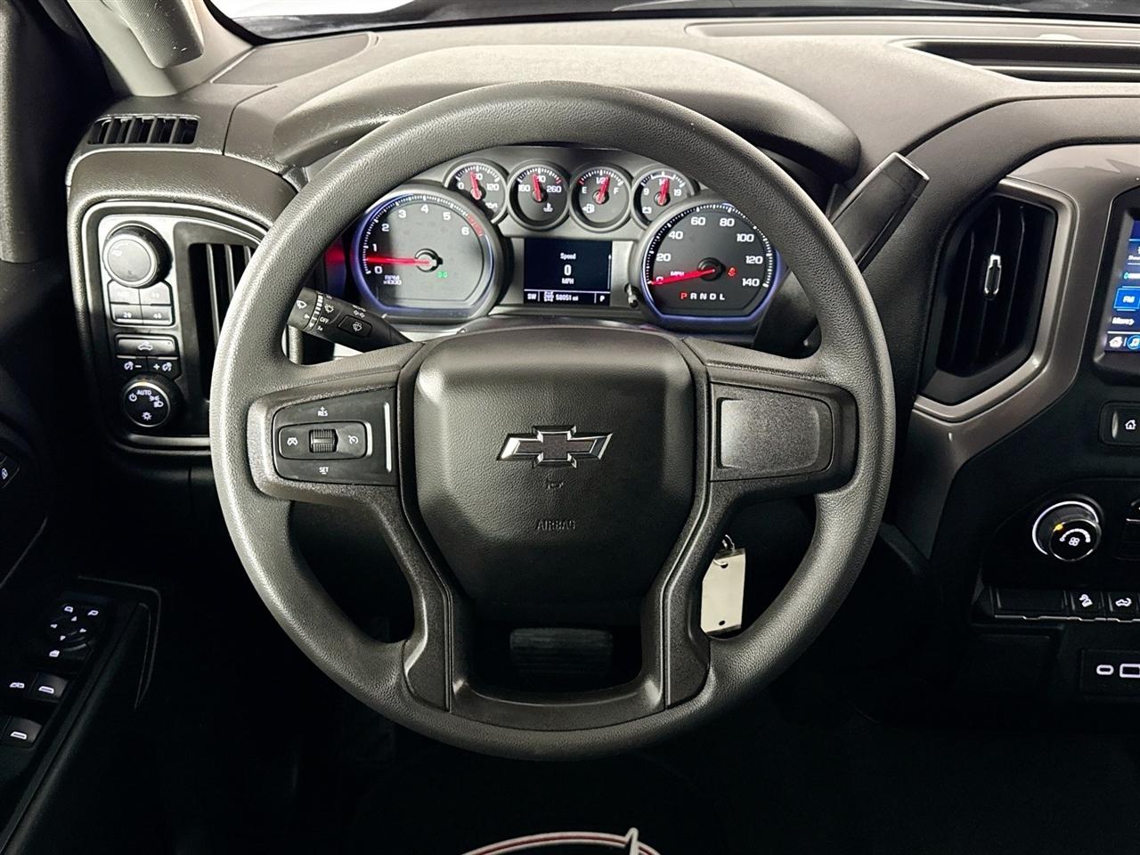 Chevrolet Silverado 1500 4WD Crew Cab 147" Custom Trail Boss 2021