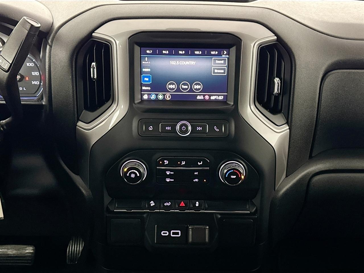 Chevrolet Silverado 1500 4WD Crew Cab 147" Custom Trail Boss 2021