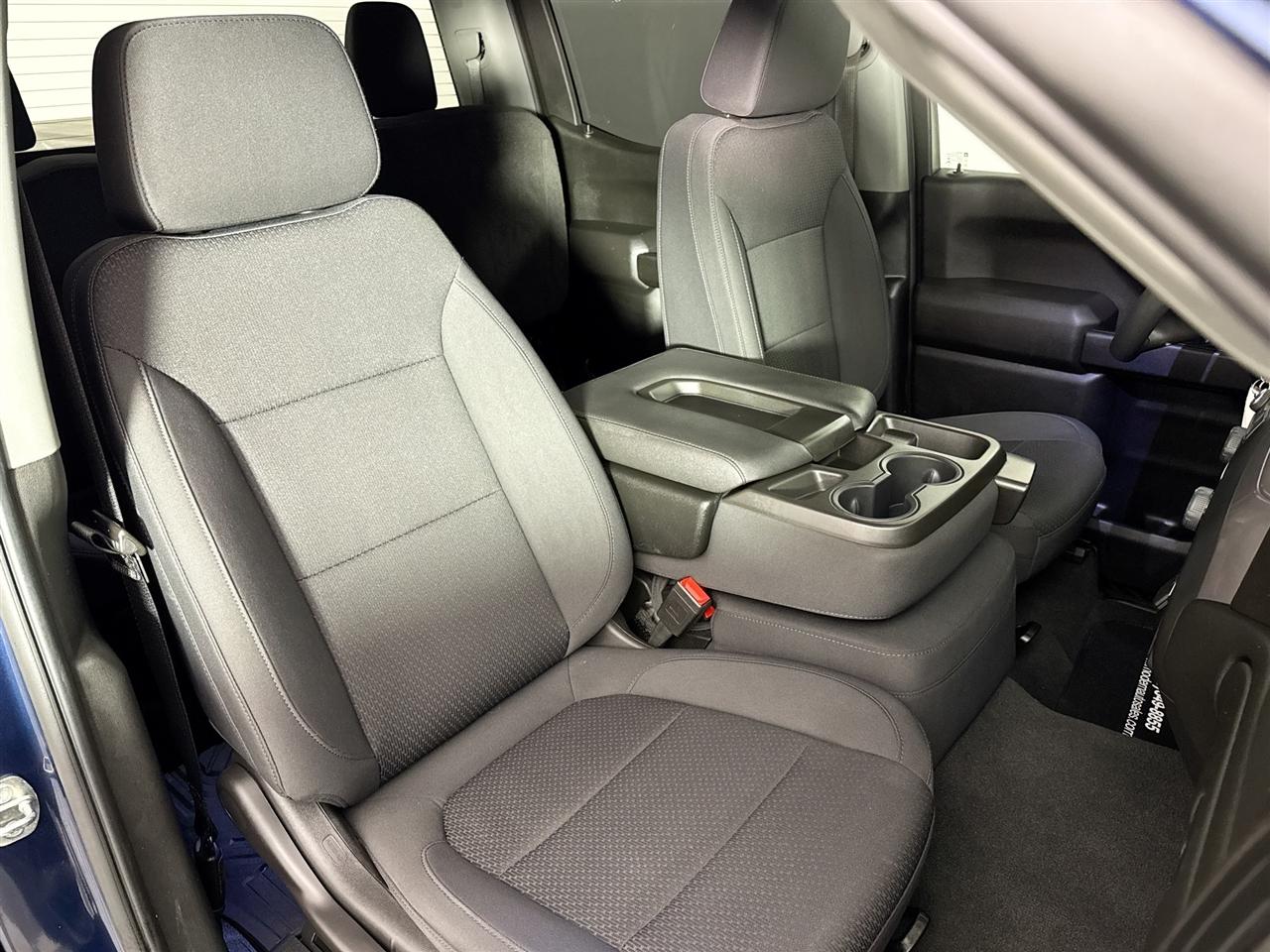 Chevrolet Silverado 1500 4WD Crew Cab 147" Custom Trail Boss 2021