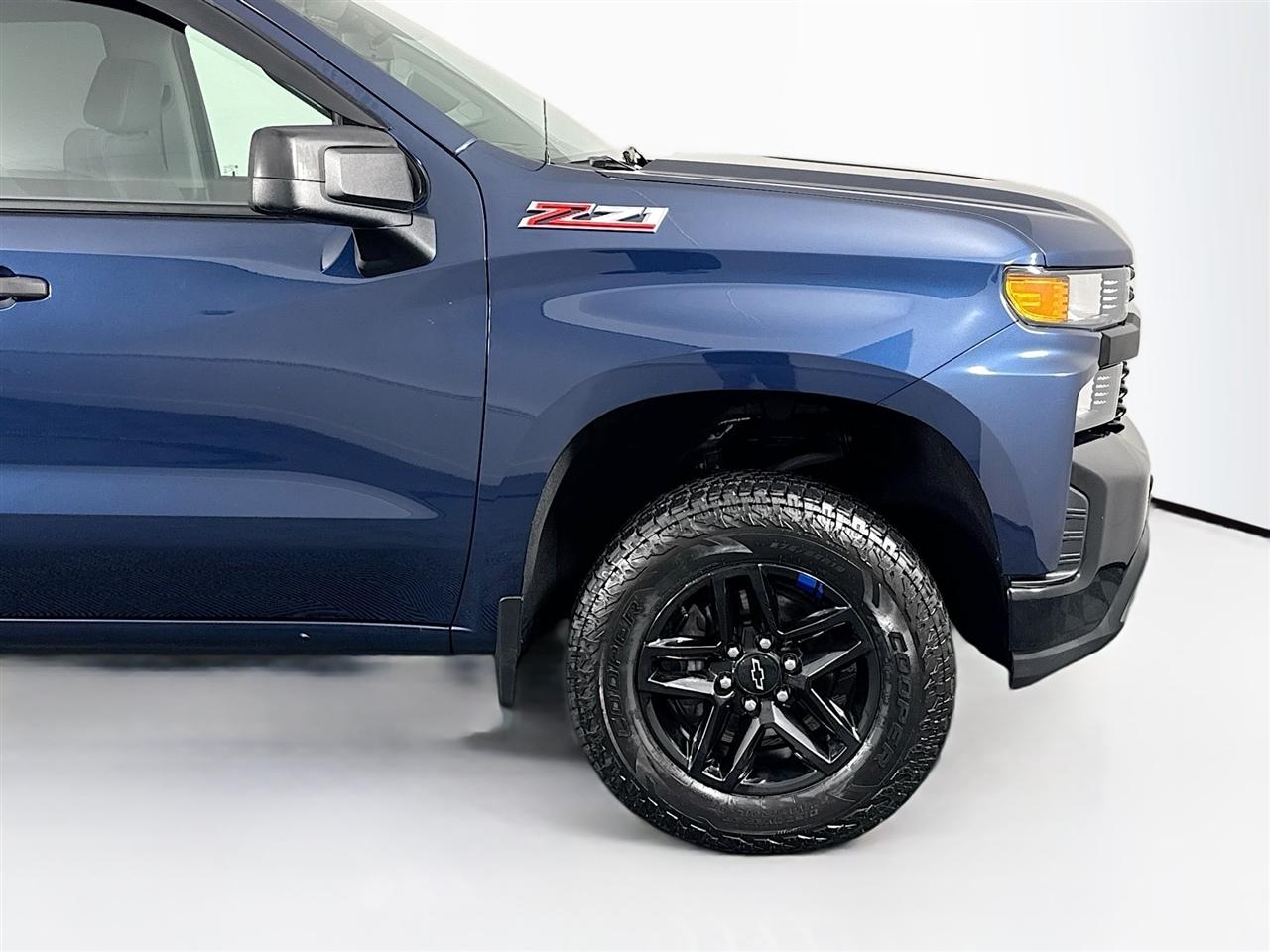 Chevrolet Silverado 1500 4WD Crew Cab 147" Custom Trail Boss 2021