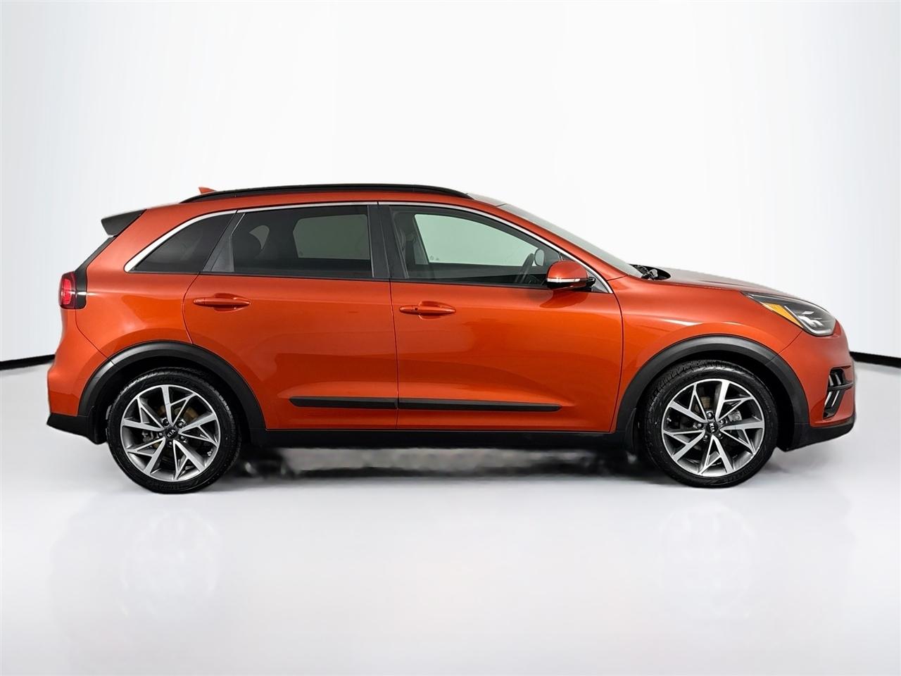 Kia Niro Touring SE FWD 2020