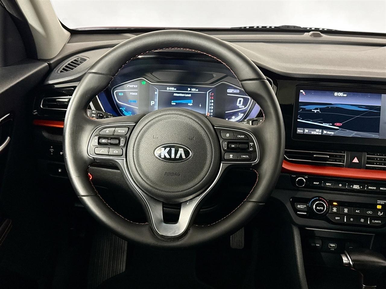 Kia Niro Touring SE FWD 2020