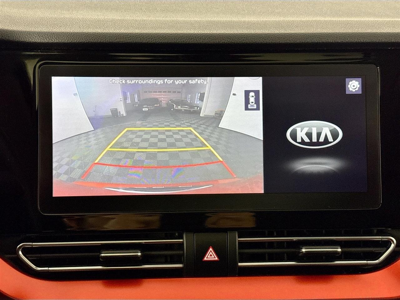 Kia Niro Touring SE FWD 2020