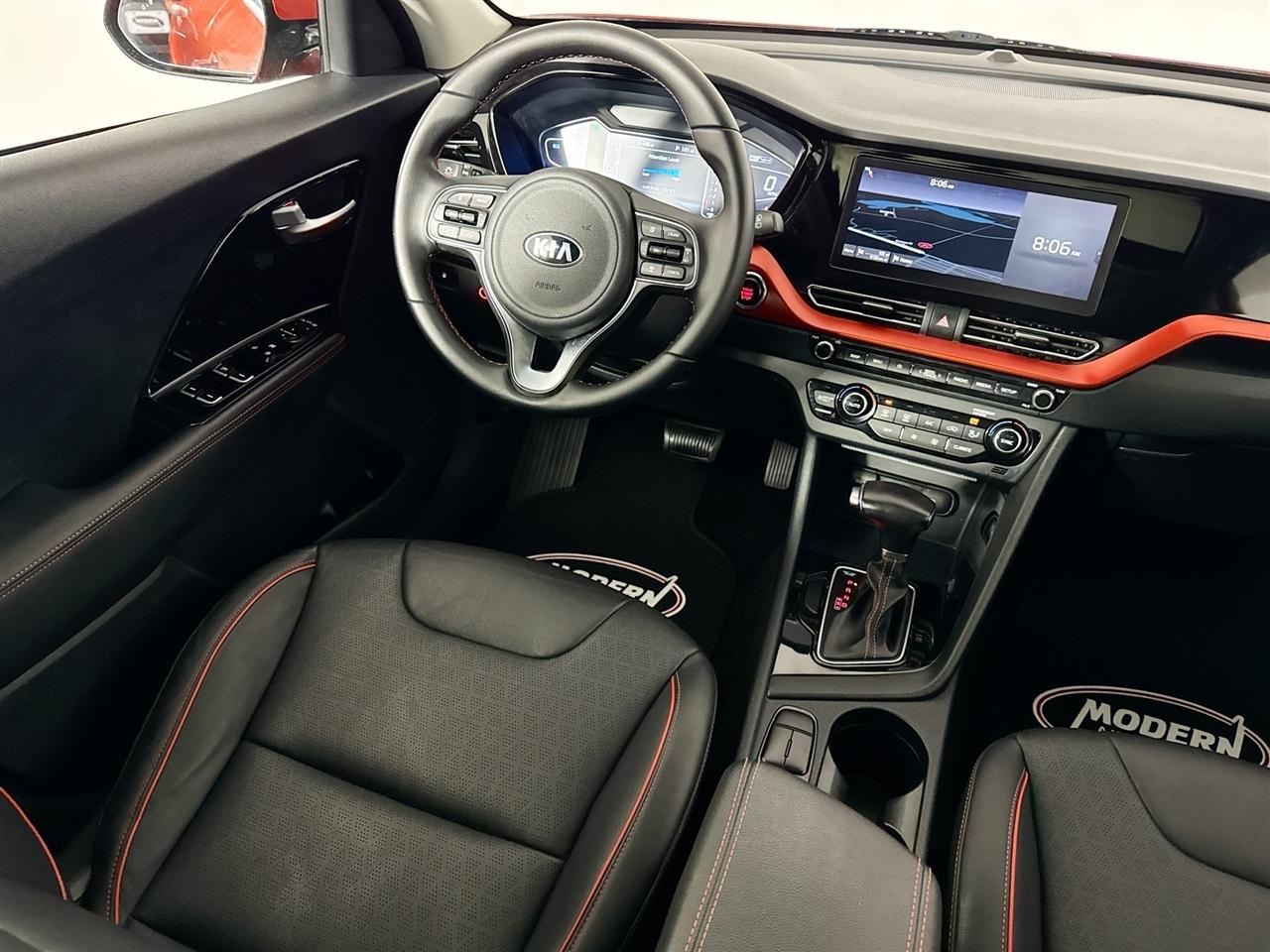 Kia Niro Touring SE FWD 2020