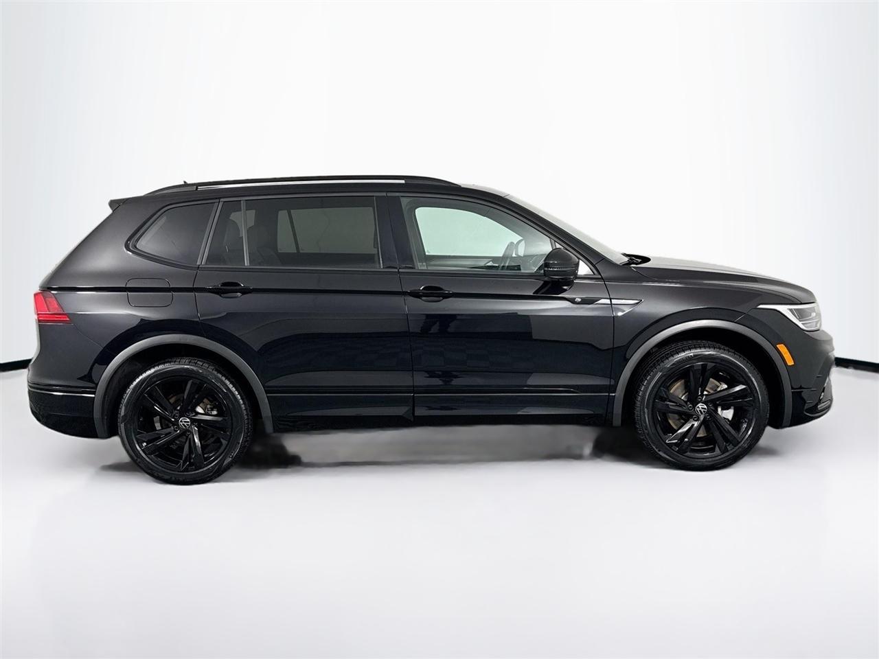 Volkswagen Tiguan 2.0T SE R-Line Black 4MOTION 2024