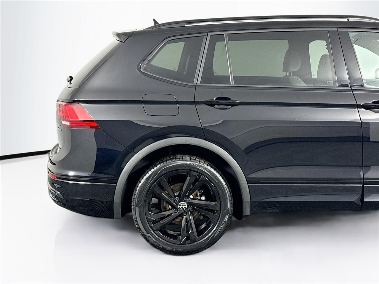 Volkswagen Tiguan 2.0T SE R-Line Black 4MOTION 2024