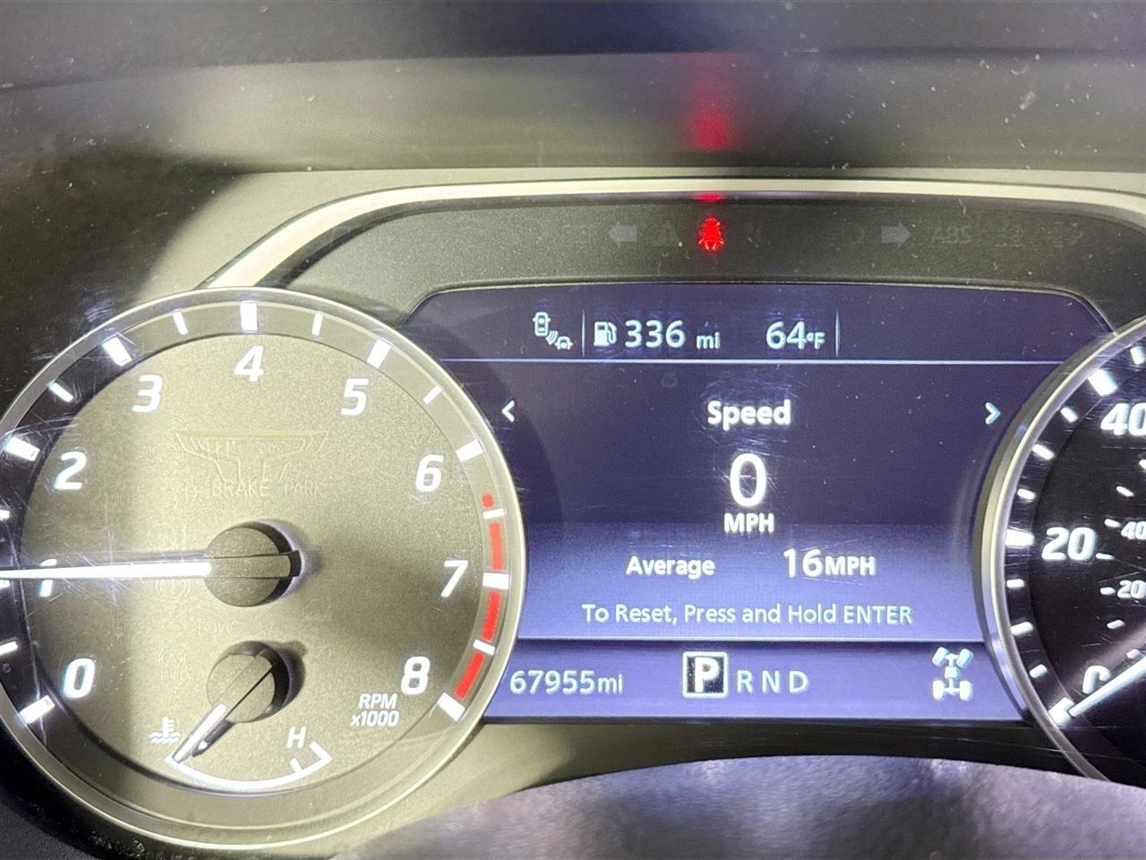 Nissan Titan 4x4 Crew Cab SV 2022