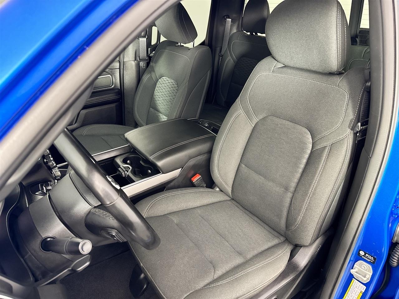 RAM 1500 Big Horn 4x4 Quad Cab 6'4" Box 2025