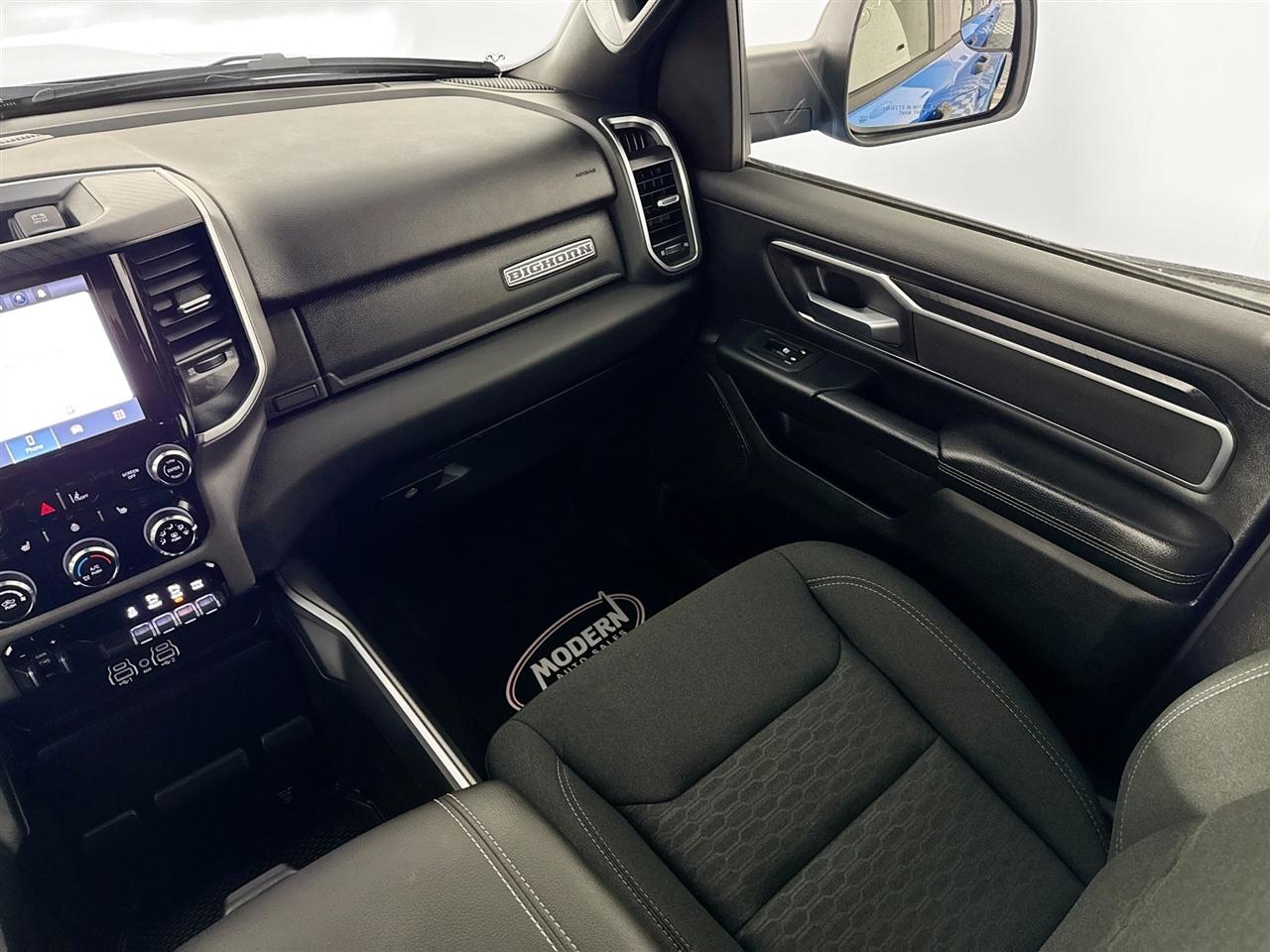 RAM 1500 Big Horn 4x4 Quad Cab 6'4" Box 2025