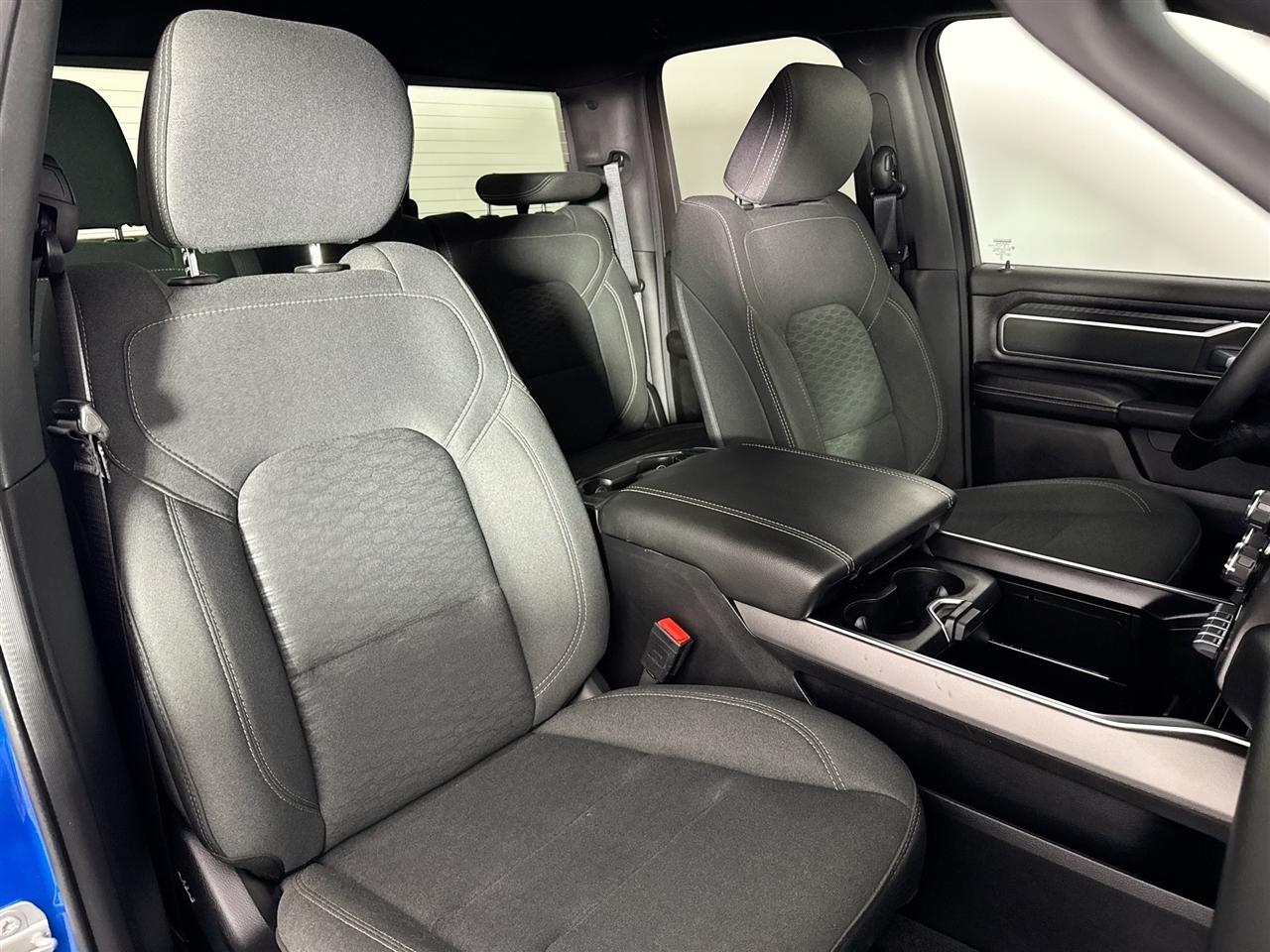 RAM 1500 Big Horn 4x4 Quad Cab 6'4" Box 2025