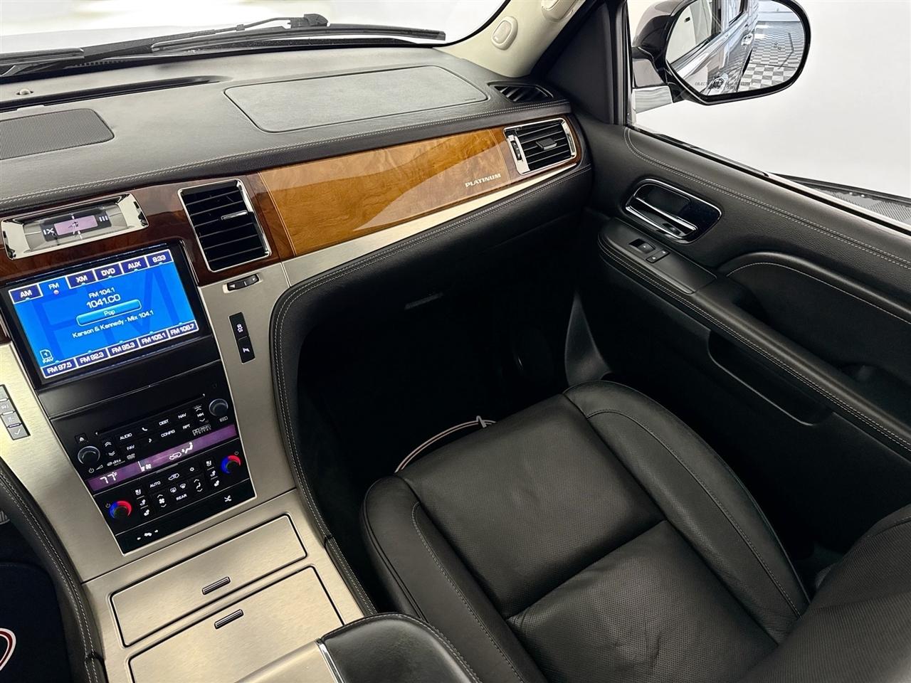 Cadillac Escalade AWD 4dr Platinum 2014