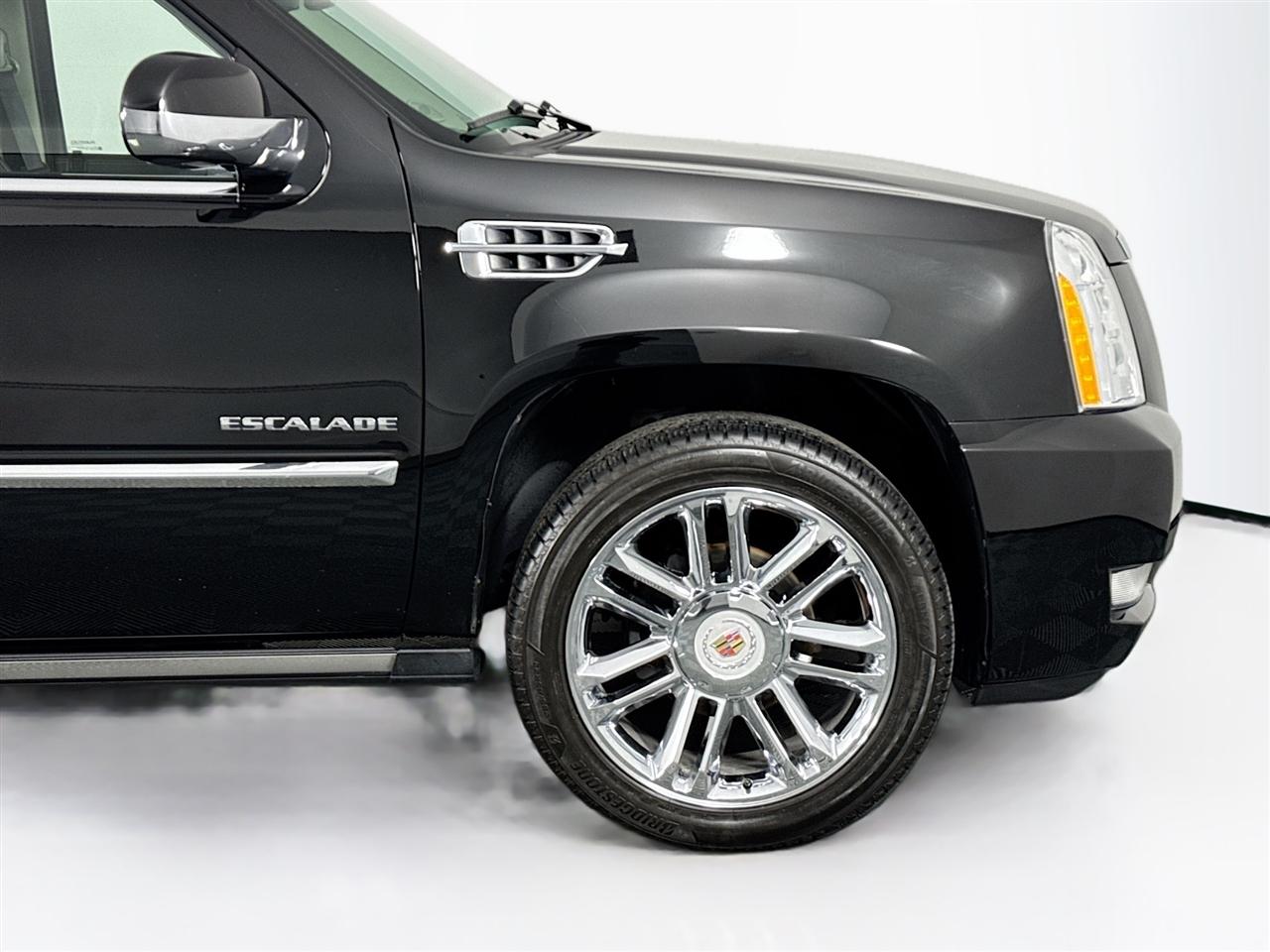 Cadillac Escalade AWD 4dr Platinum 2014