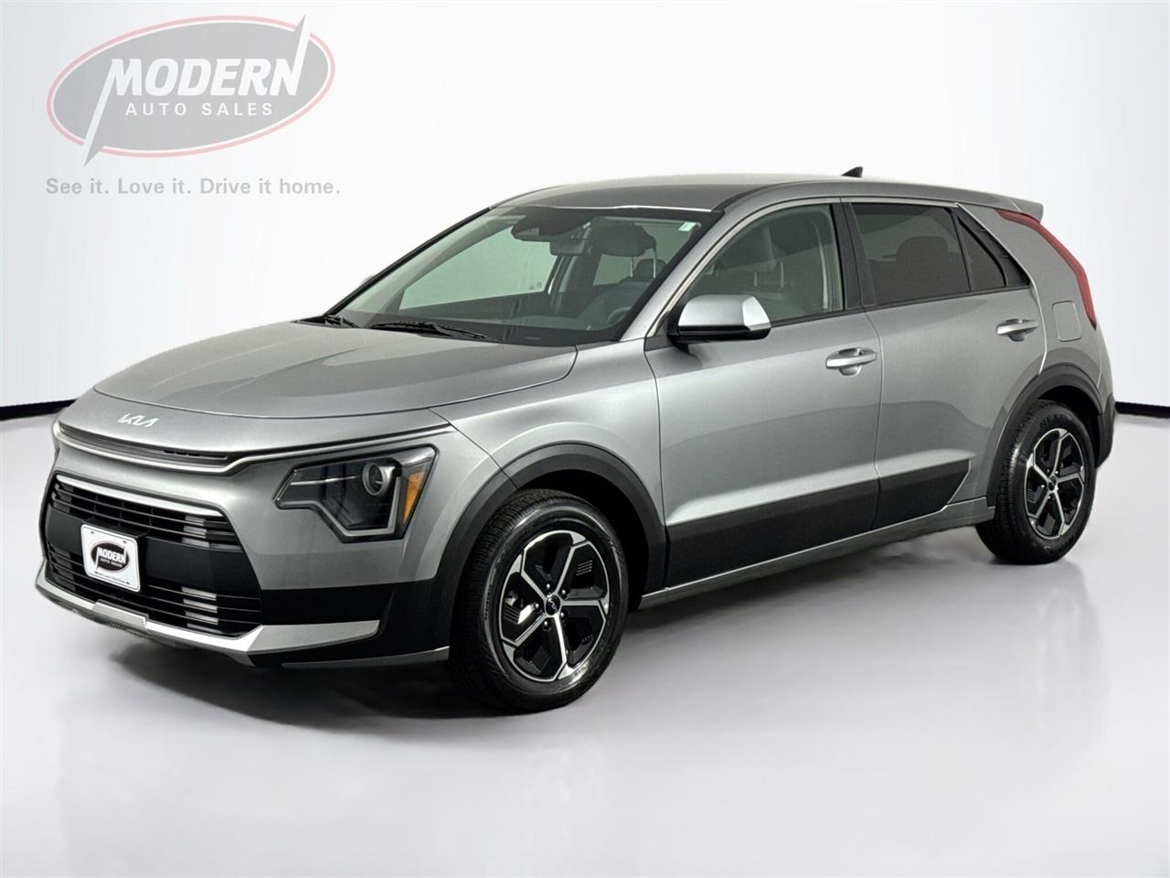 Kia Niro LX FWD 2023