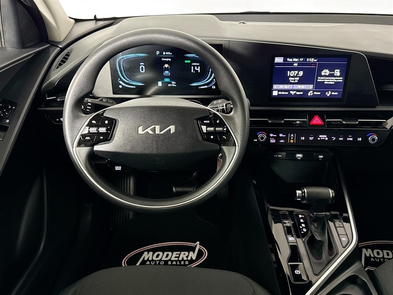 Kia Niro LX FWD 2023