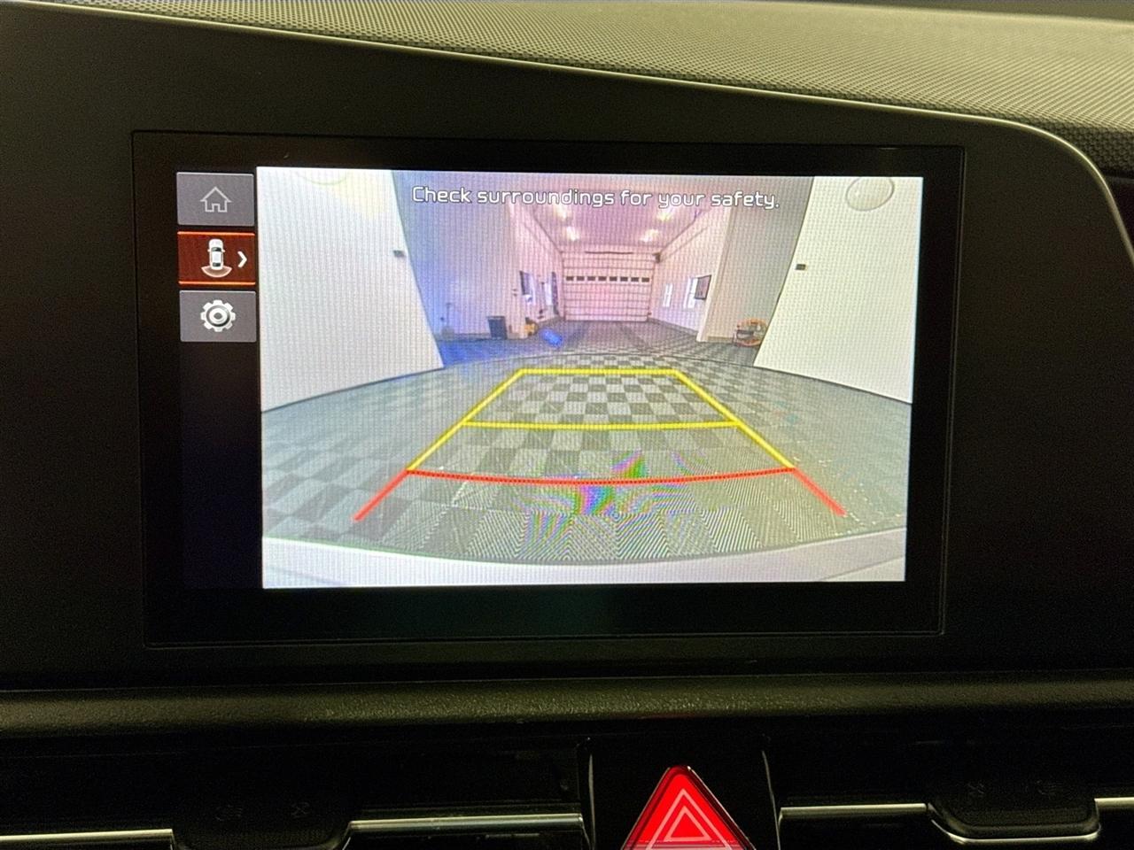 Kia Niro LX FWD 2023