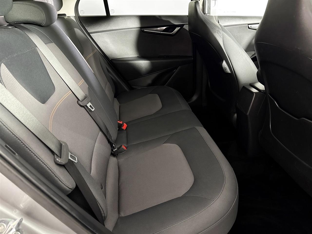 Kia Niro LX FWD 2023