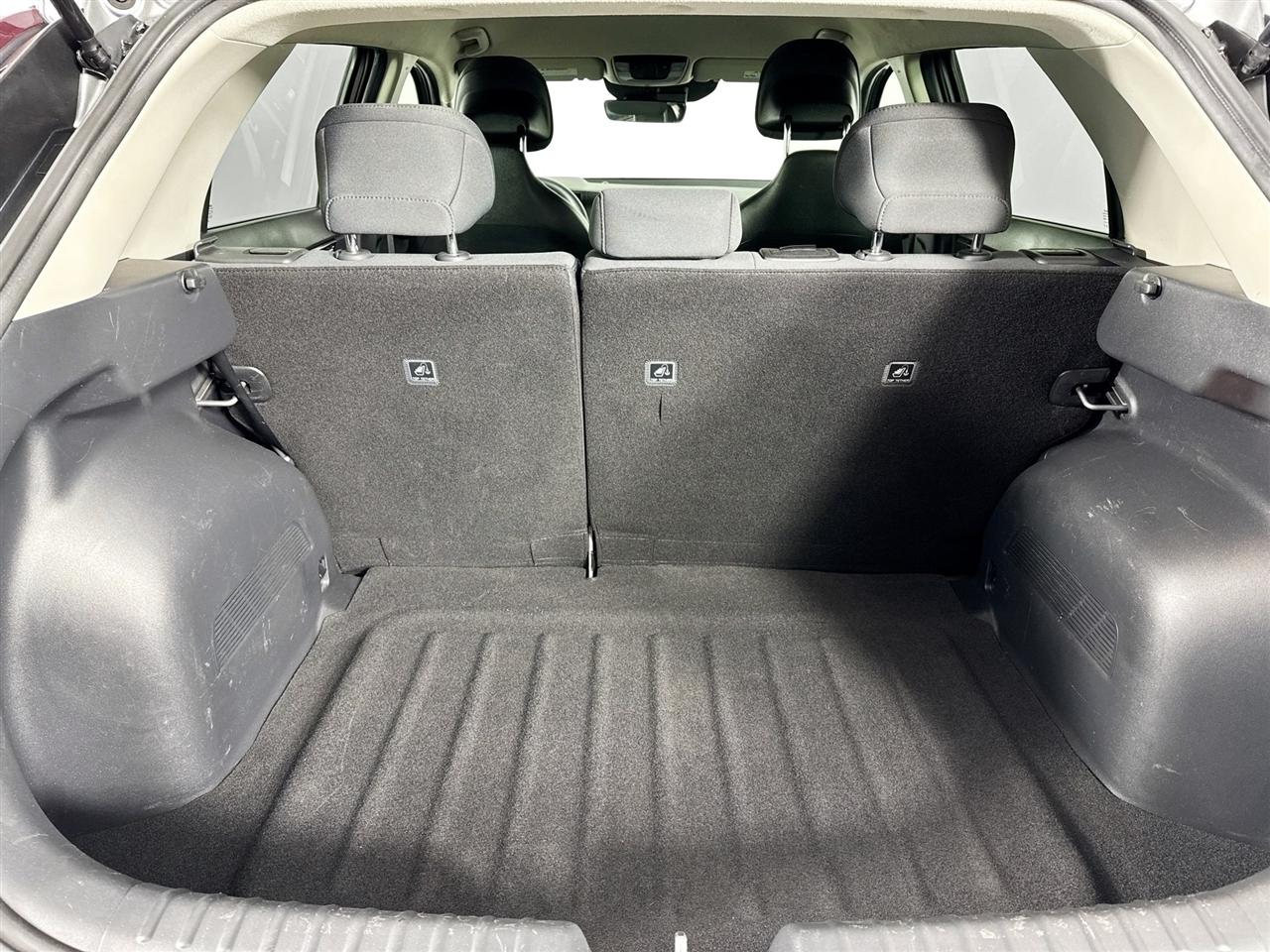 Kia Niro LX FWD 2023