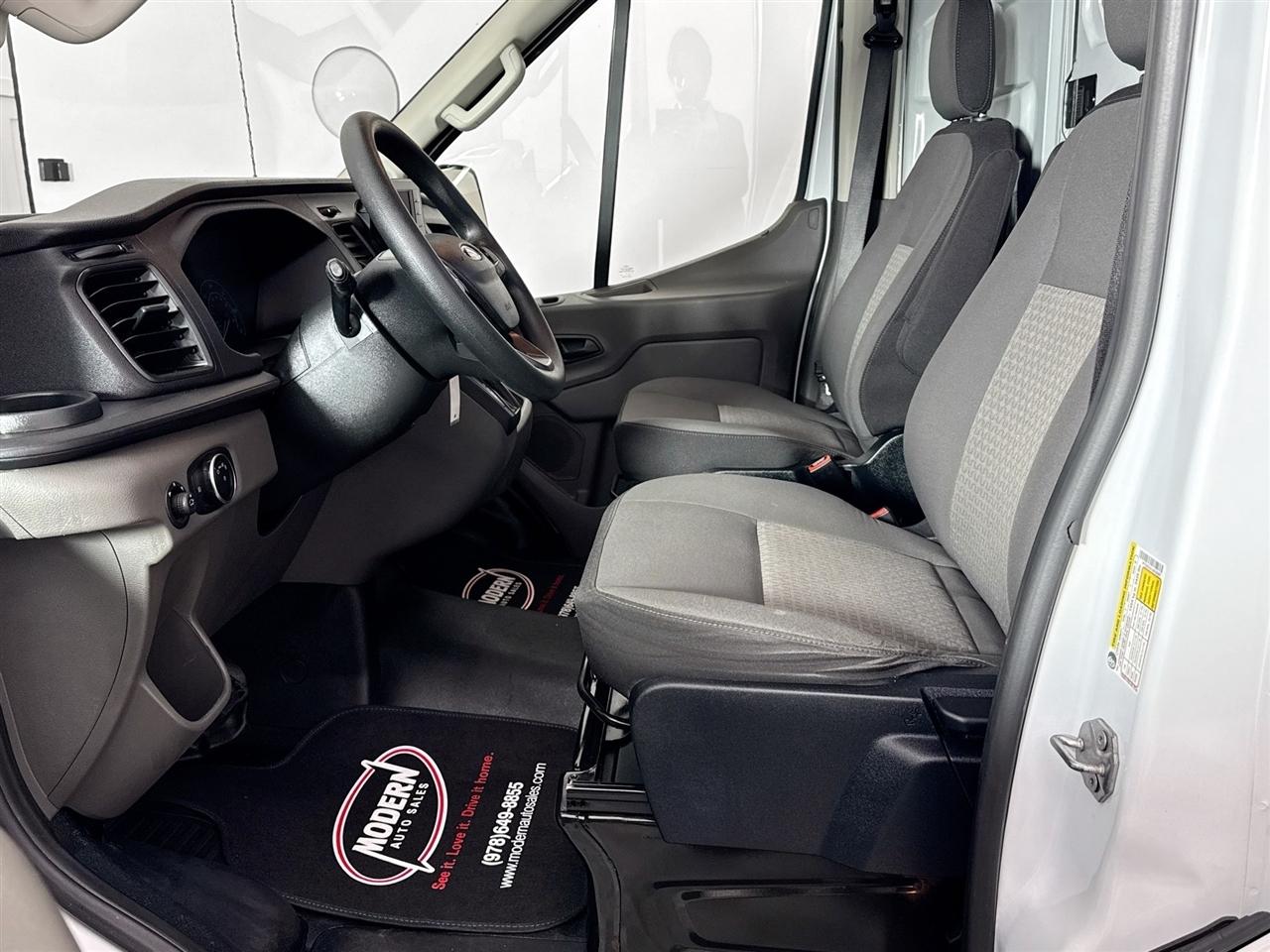 Ford Transit Cargo Van T-250 130" Med Rf 9070 GVWR AWD 2020