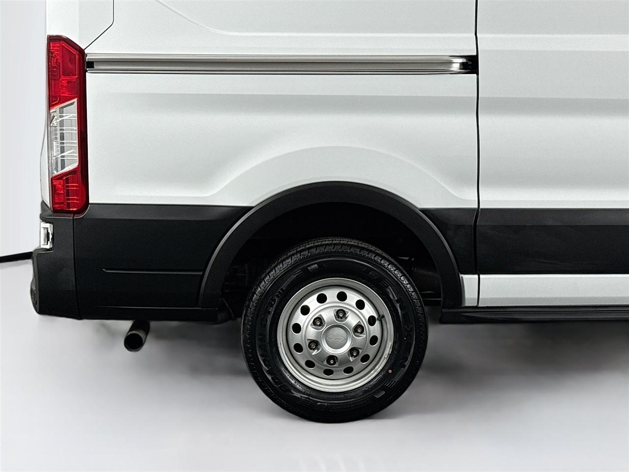 Ford Transit Cargo Van T-250 130" Med Rf 9070 GVWR AWD 2020